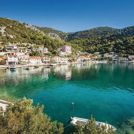 Apartament Four-bedroom In *