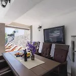Four-bedroom In Apartment *