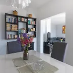 Apartment Four-bedroom In