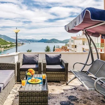 Appartement Four-bedroom In Klek