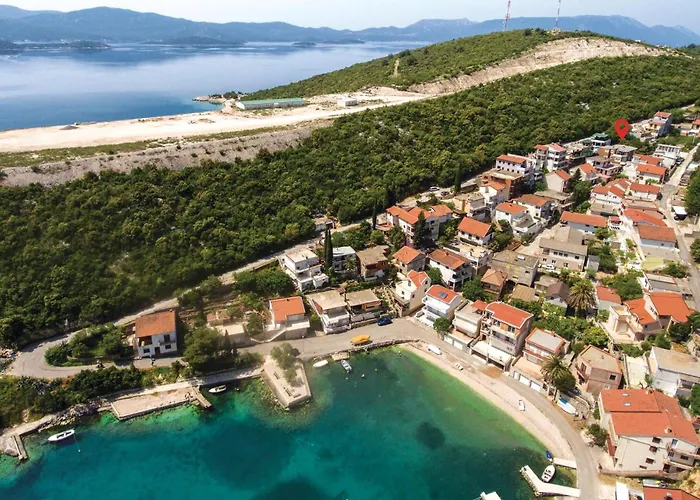 Lägenhet Four-bedroom In *