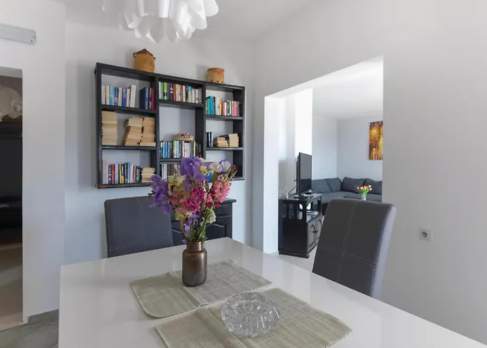 Lägenhet Four-bedroom In